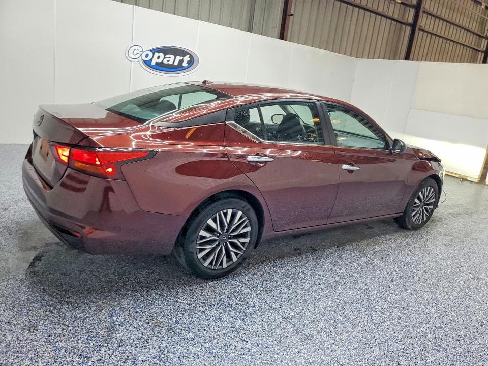 2025 NISSAN ALTIMA SV 3
