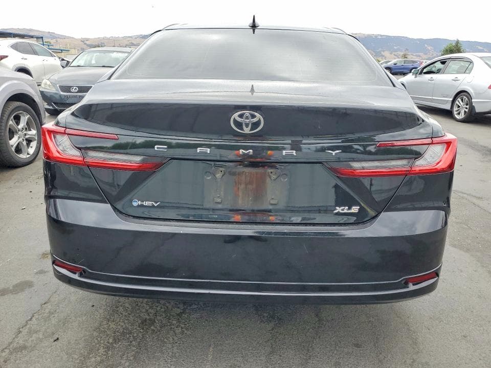 2025 TOYOTA CAMRY XLE 6
