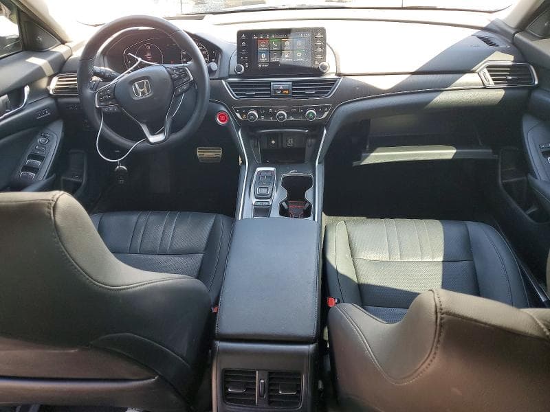 2019 HONDA ACCORD TOURING 8