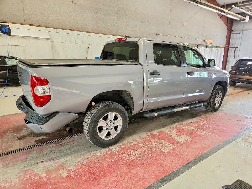 2020 TOYOTA TUNDRA SR5 3