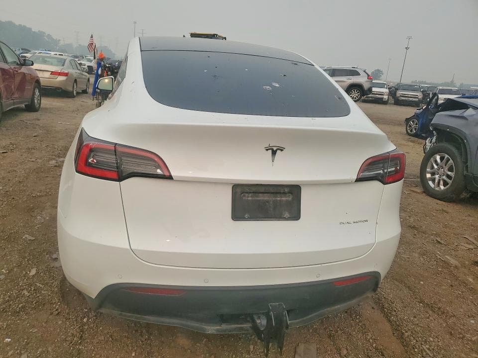 2021 TESLA MODEL Y 6