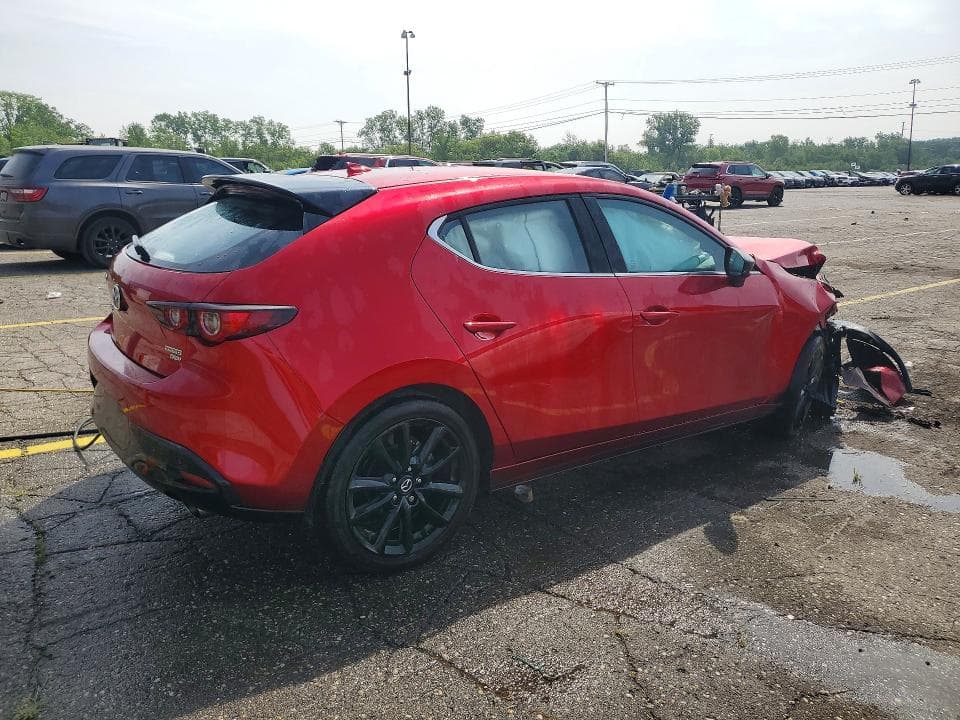 2023 MAZDA 3 PREMIUM PLUS 3