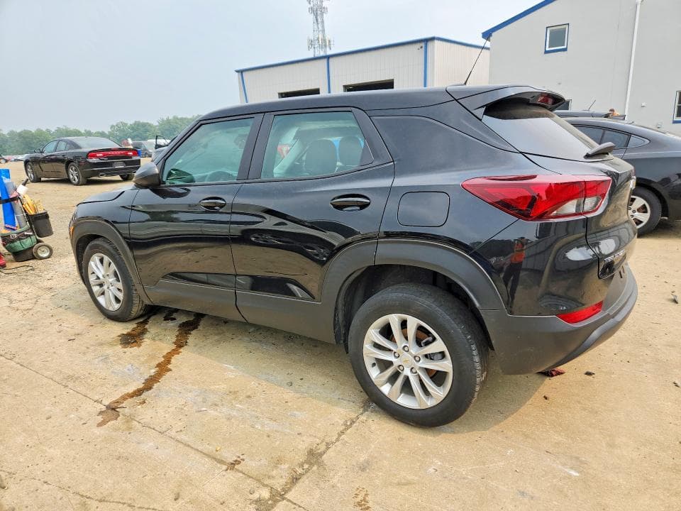 2023 CHEVROLET TRAILBLAZER LS 2
