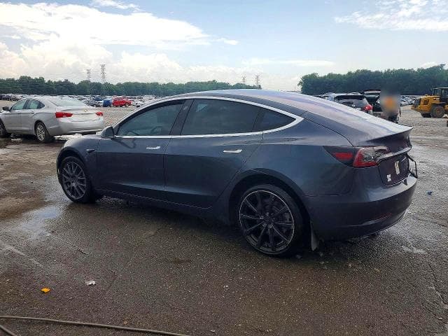 2018 TESLA MODEL 3 2