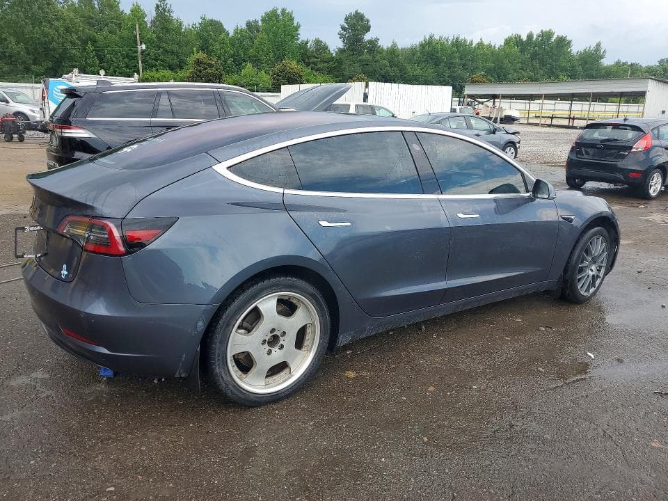 2018 TESLA MODEL 3 3