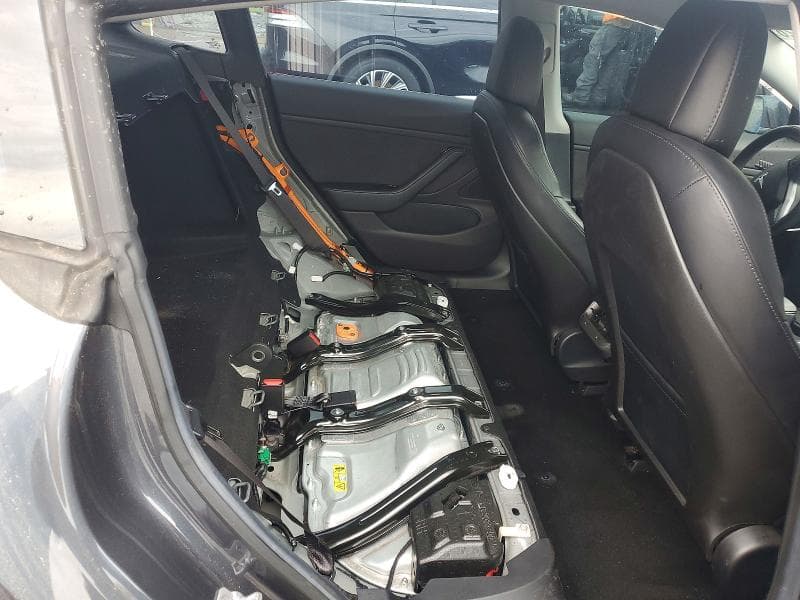 2018 TESLA MODEL 3 10