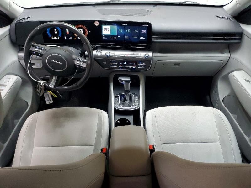2024 HYUNDAI KONA SEL 8
