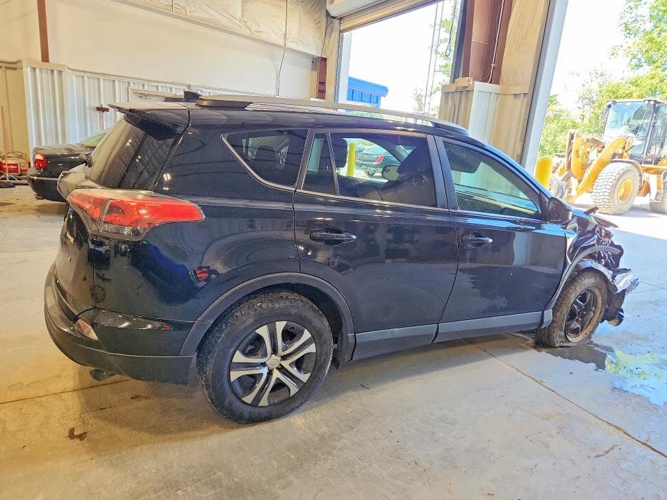 2017 TOYOTA RAV4 LE 3