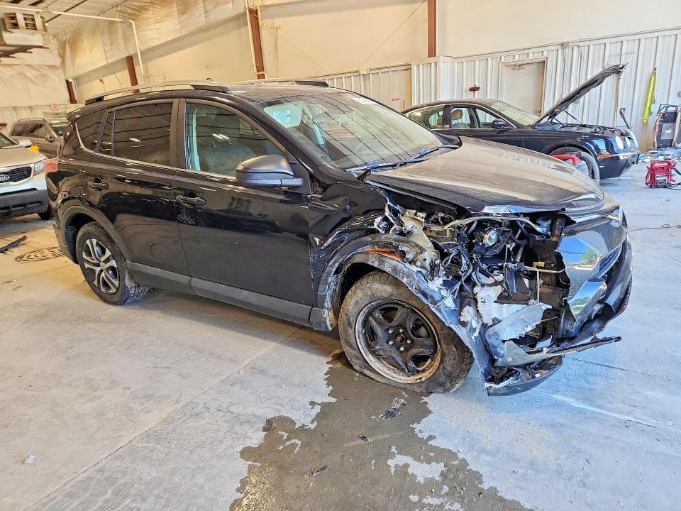 2017 TOYOTA RAV4 LE 4