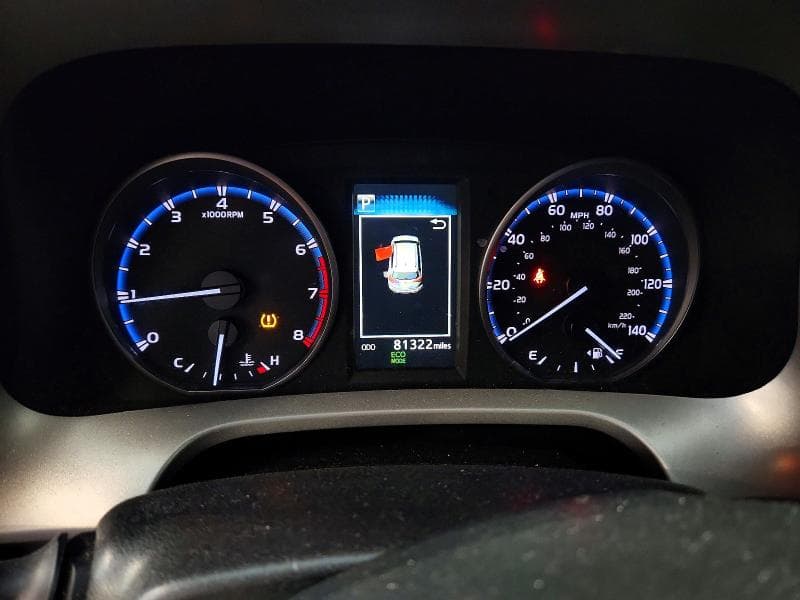 2017 TOYOTA RAV4 LE 9