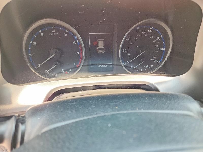 2018 TOYOTA RAV4 LE 9