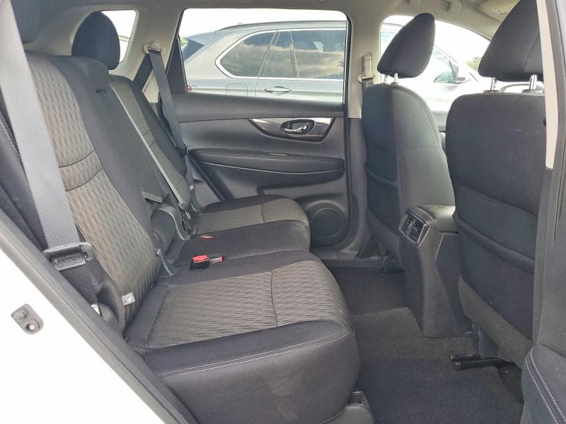 2019 NISSAN ROGUE S 11