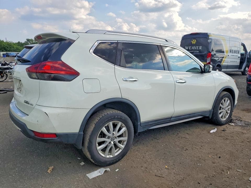 2019 NISSAN ROGUE S 3