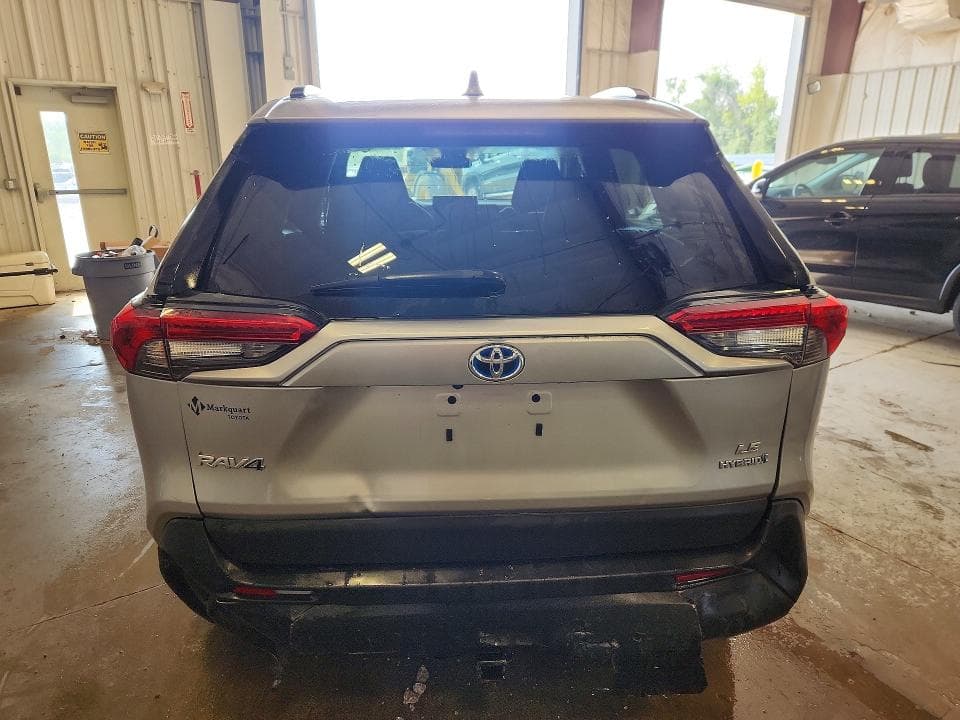 2024 TOYOTA RAV4 LE 6
