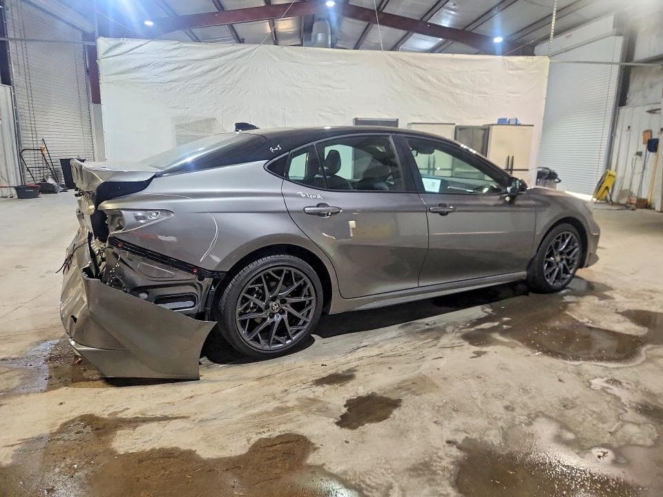 2026 TOYOTA CAMRY XSE 3