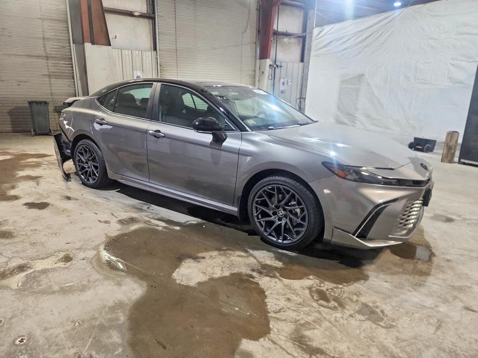2026 TOYOTA CAMRY XSE 4