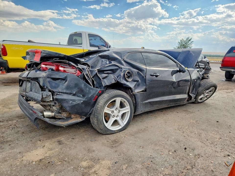 2023 CHEVROLET CAMARO LS 3