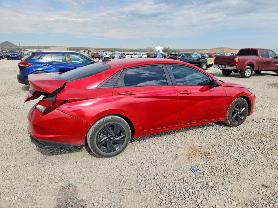 2021 HYUNDAI ELANTRA SEL 3
