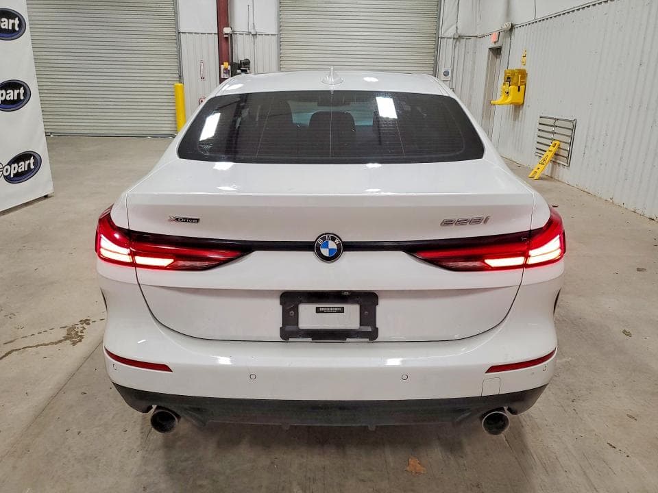 2021 BMW 228XI 6