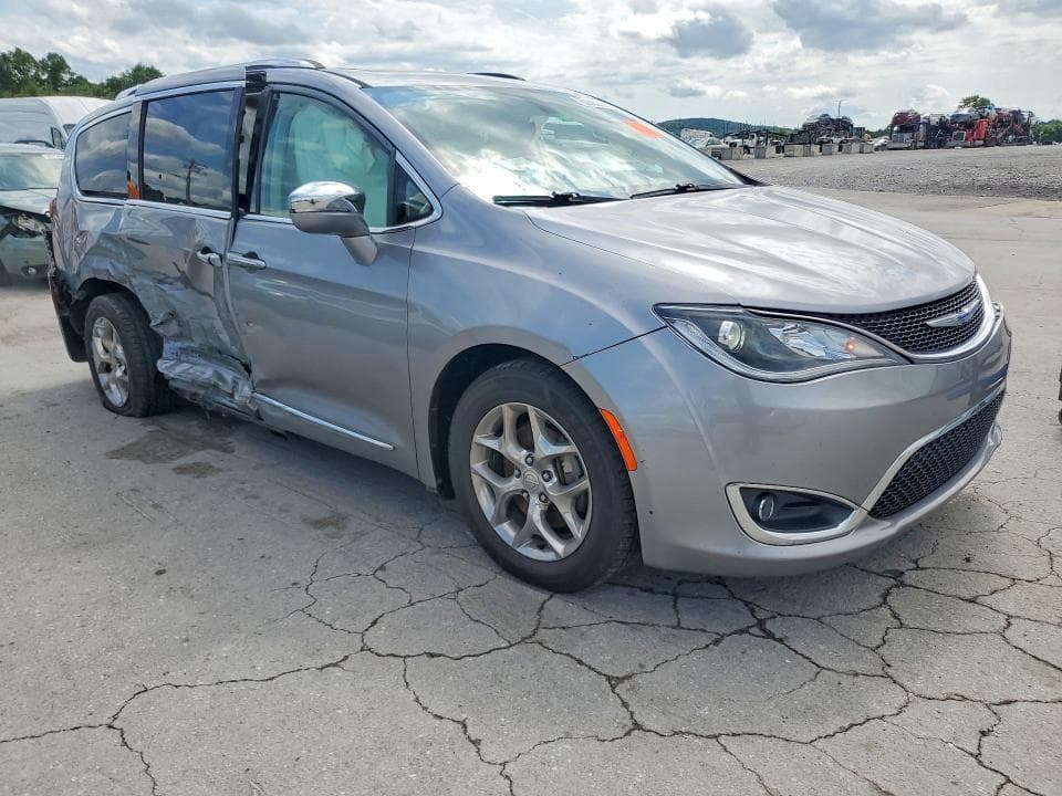 2018 CHRYSLER PACIFICA LIMITED LIMITED 4