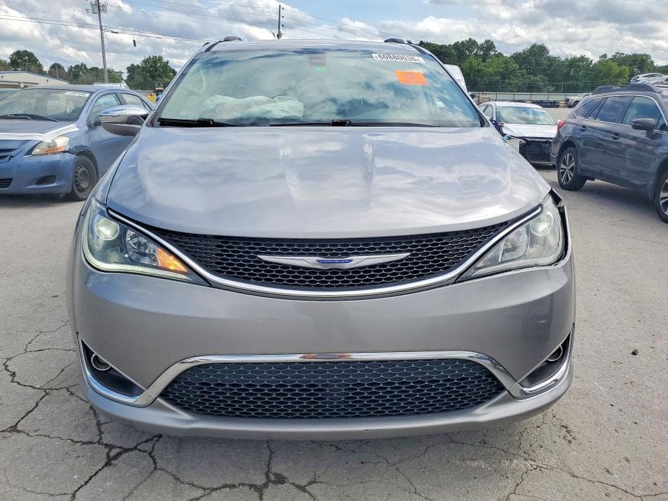 2018 CHRYSLER PACIFICA LIMITED LIMITED 5