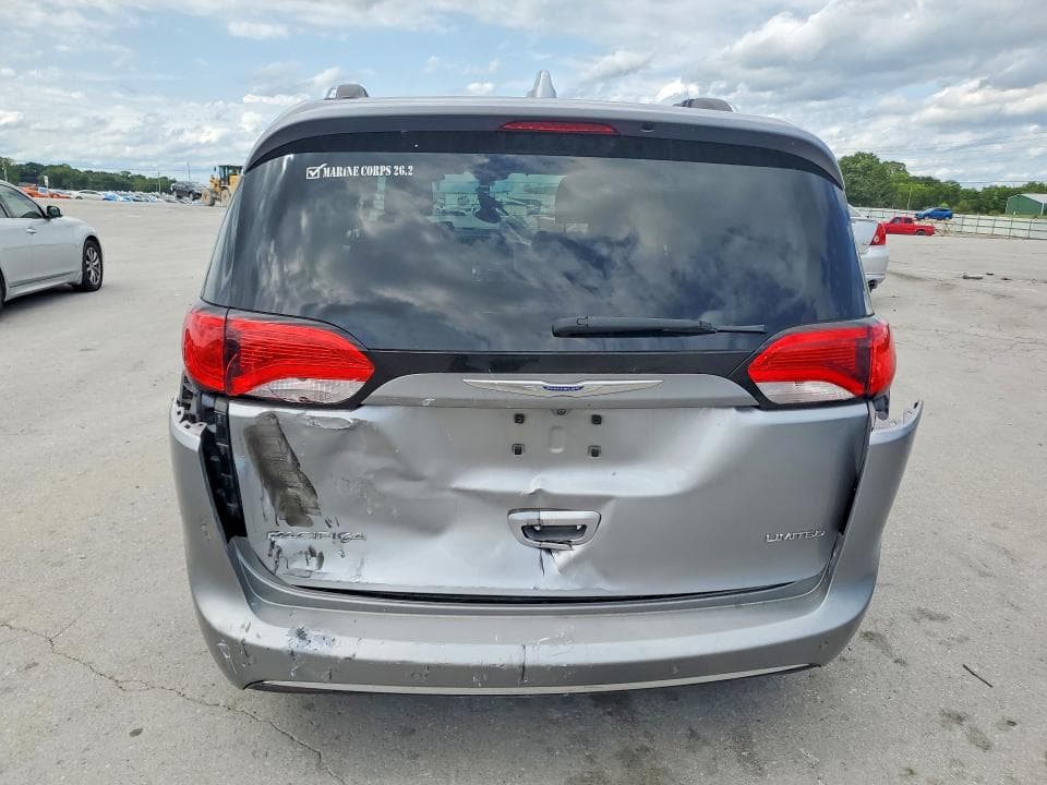 2018 CHRYSLER PACIFICA LIMITED LIMITED 6