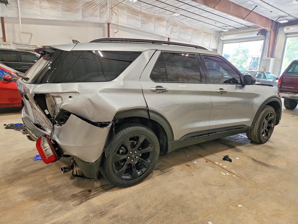 2022 FORD EXPLORER ST-LINE 3