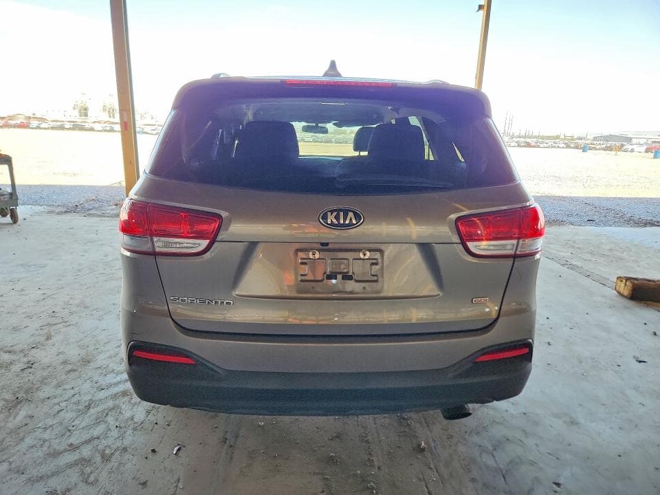 2018 KIA SORENTO LX 6