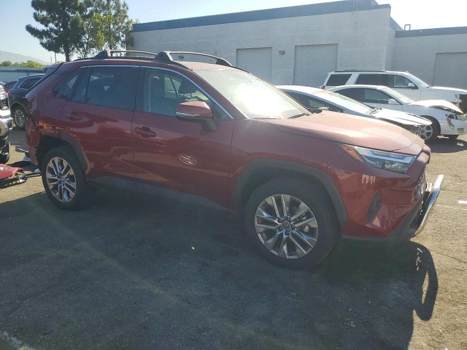 2024 TOYOTA RAV4 XLE PREMIUM 4