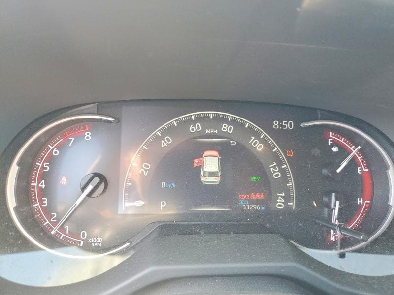 2024 TOYOTA RAV4 XLE PREMIUM 9