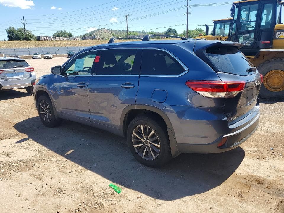 2018 TOYOTA HIGHLANDER XLE 2