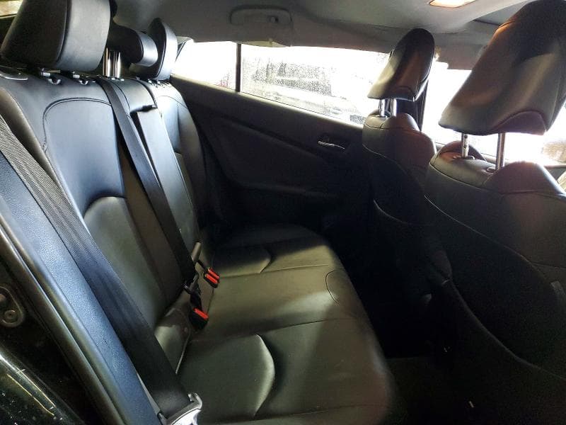 2018 TOYOTA PRIUS FOUR 10