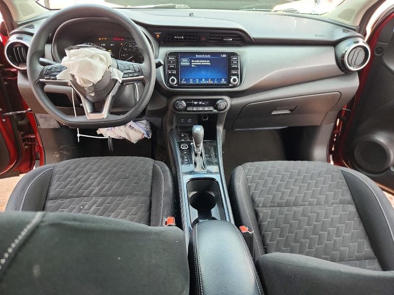 2022 NISSAN KICKS SV SV 8
