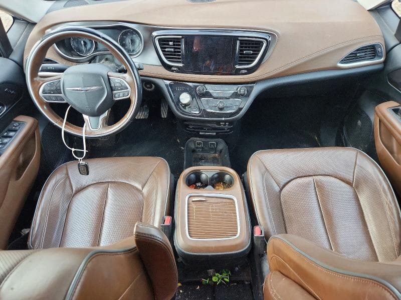 2017 CHRYSLER PACIFICA LIMITED LIMITED 8