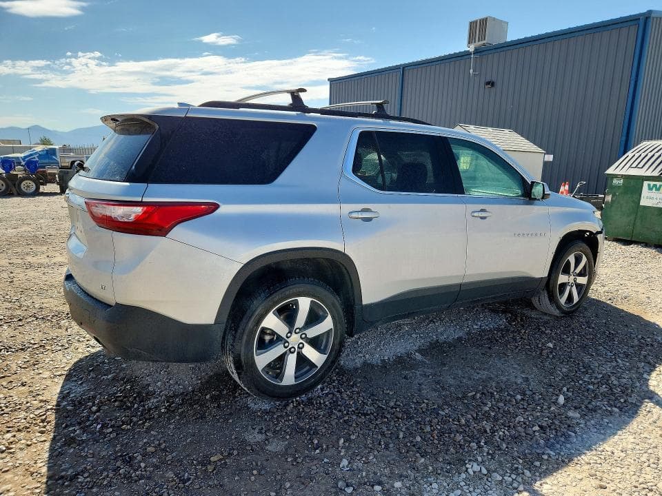 2020 CHEVROLET TRAVERSE LT 3