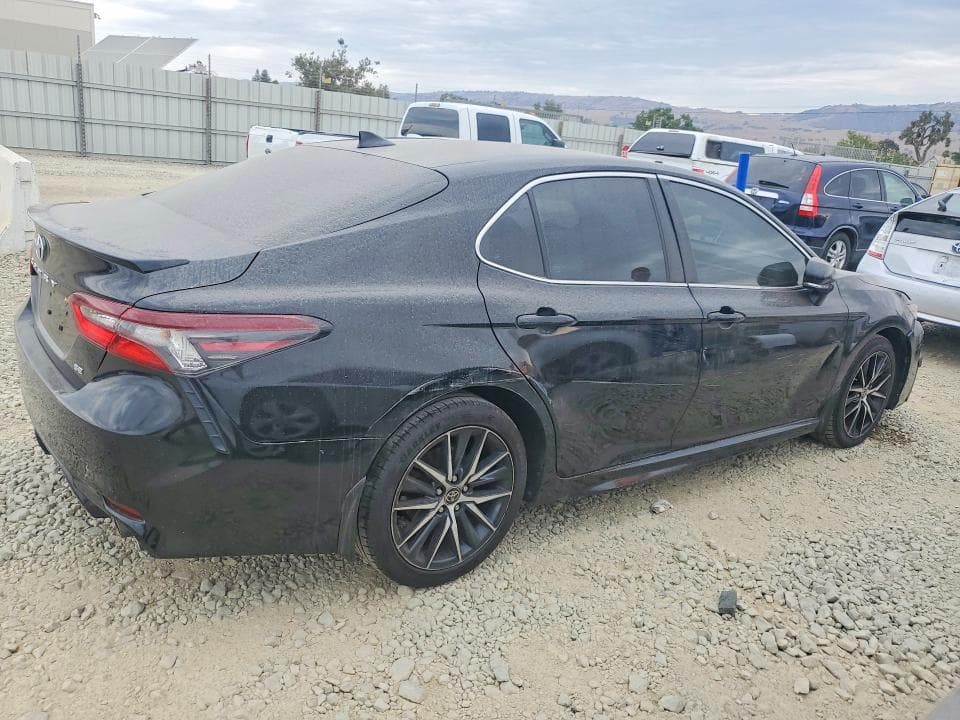 2023 TOYOTA CAMRY SE SE 3