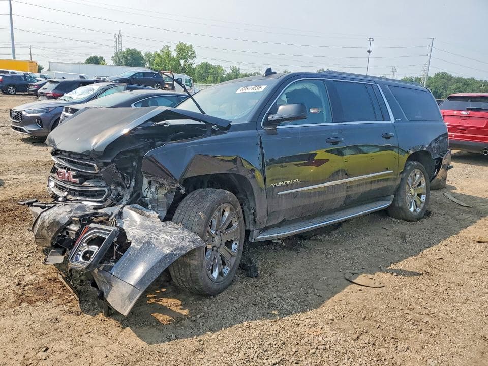2017 GMC YUKON XL C1500 SLE - 1