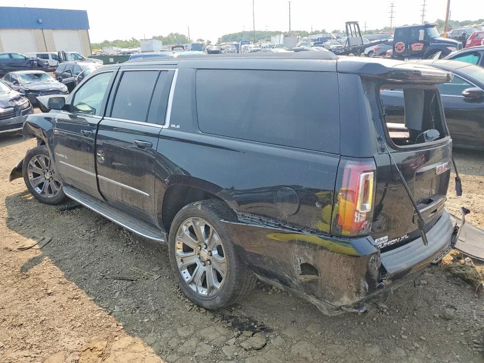 2017 GMC YUKON XL C1500 SLE 2