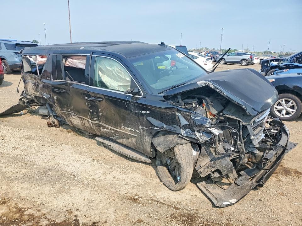 2017 GMC YUKON XL C1500 SLE 4