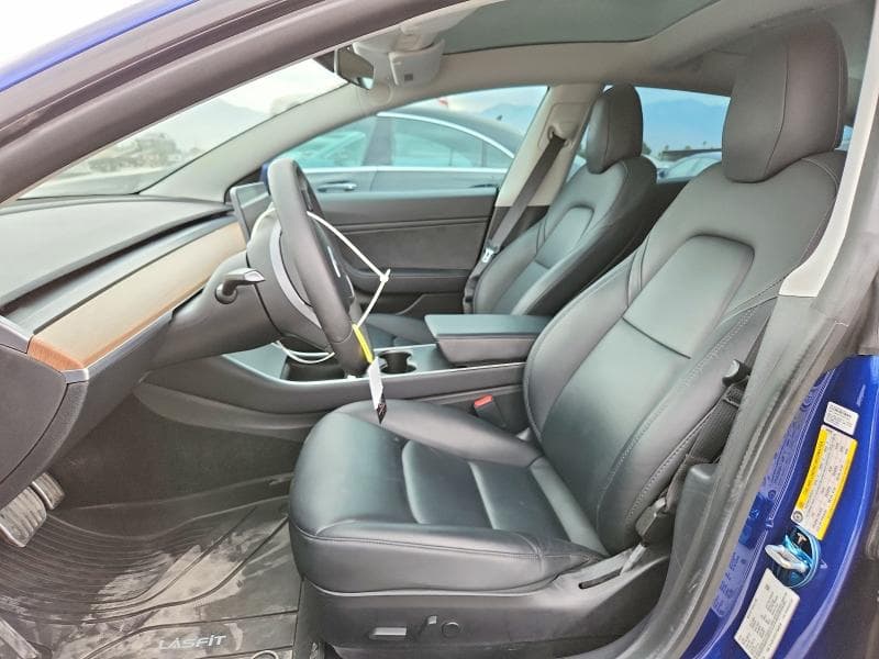 2020 TESLA MODEL 3 7