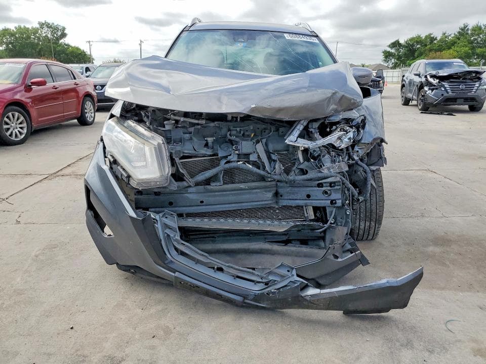 2019 NISSAN ROGUE SV 5