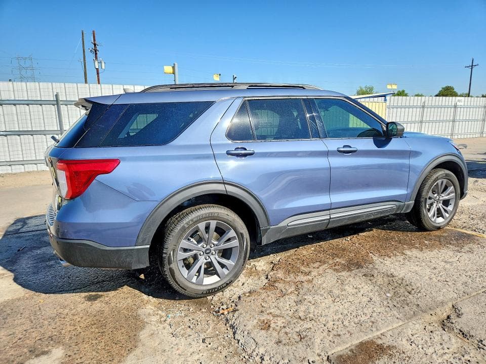 2021 FORD EXPLORER XLT 3