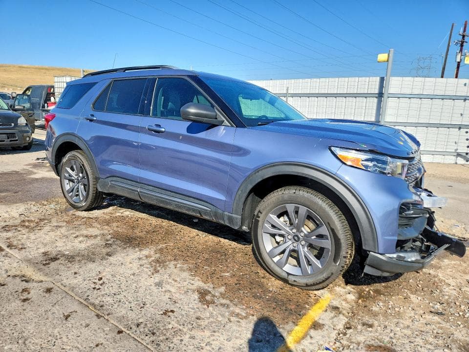 2021 FORD EXPLORER XLT 4