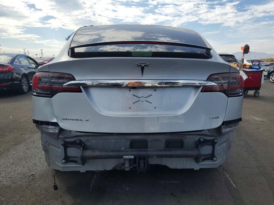 2018 TESLA MODEL X 6