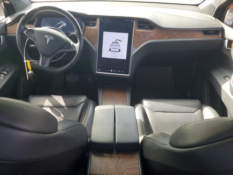 2018 TESLA MODEL X 8
