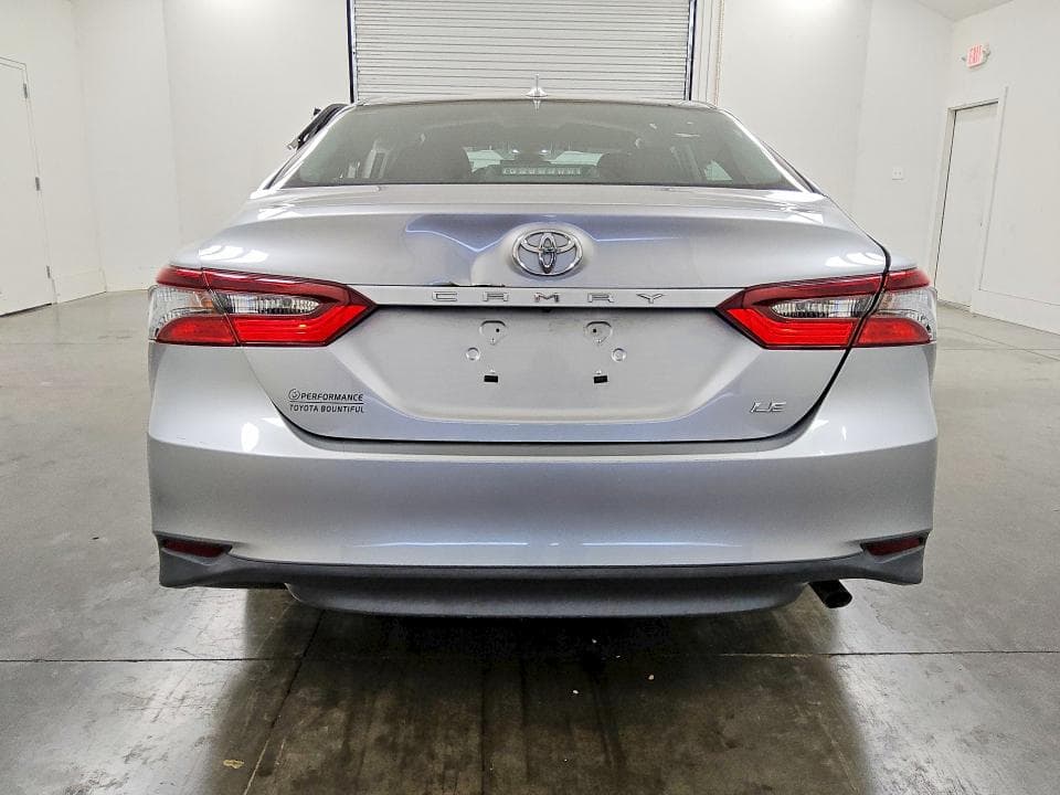 2022 TOYOTA CAMRY LE 6
