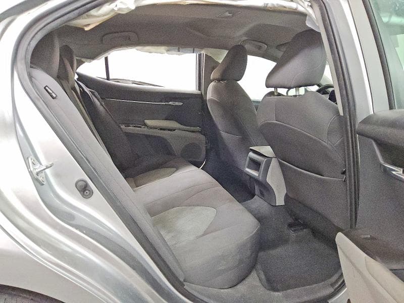 2022 TOYOTA CAMRY LE 10