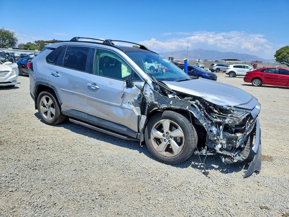 2019 TOYOTA RAV4 LIMITED 4