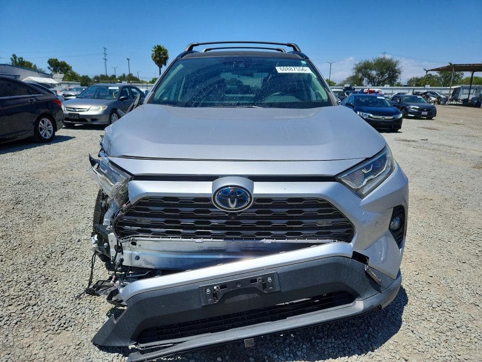 2019 TOYOTA RAV4 LIMITED 5
