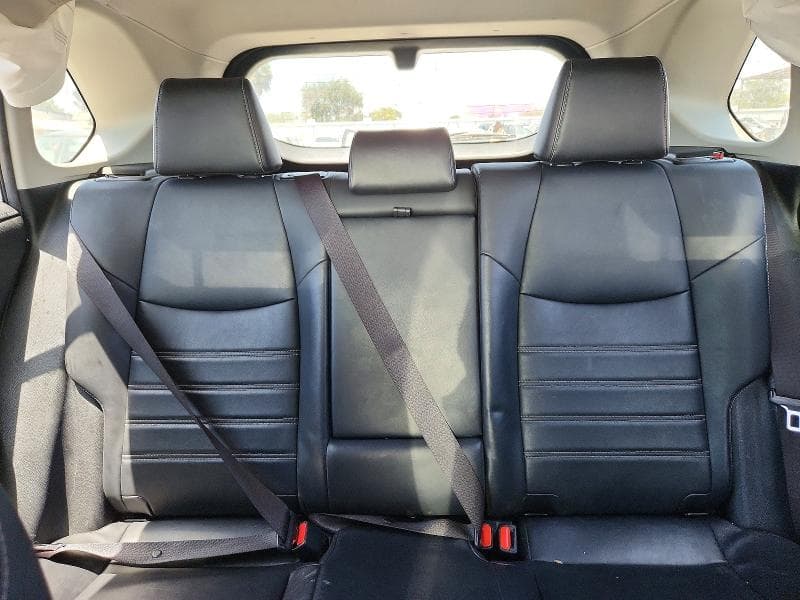 2019 TOYOTA RAV4 LIMITED 10